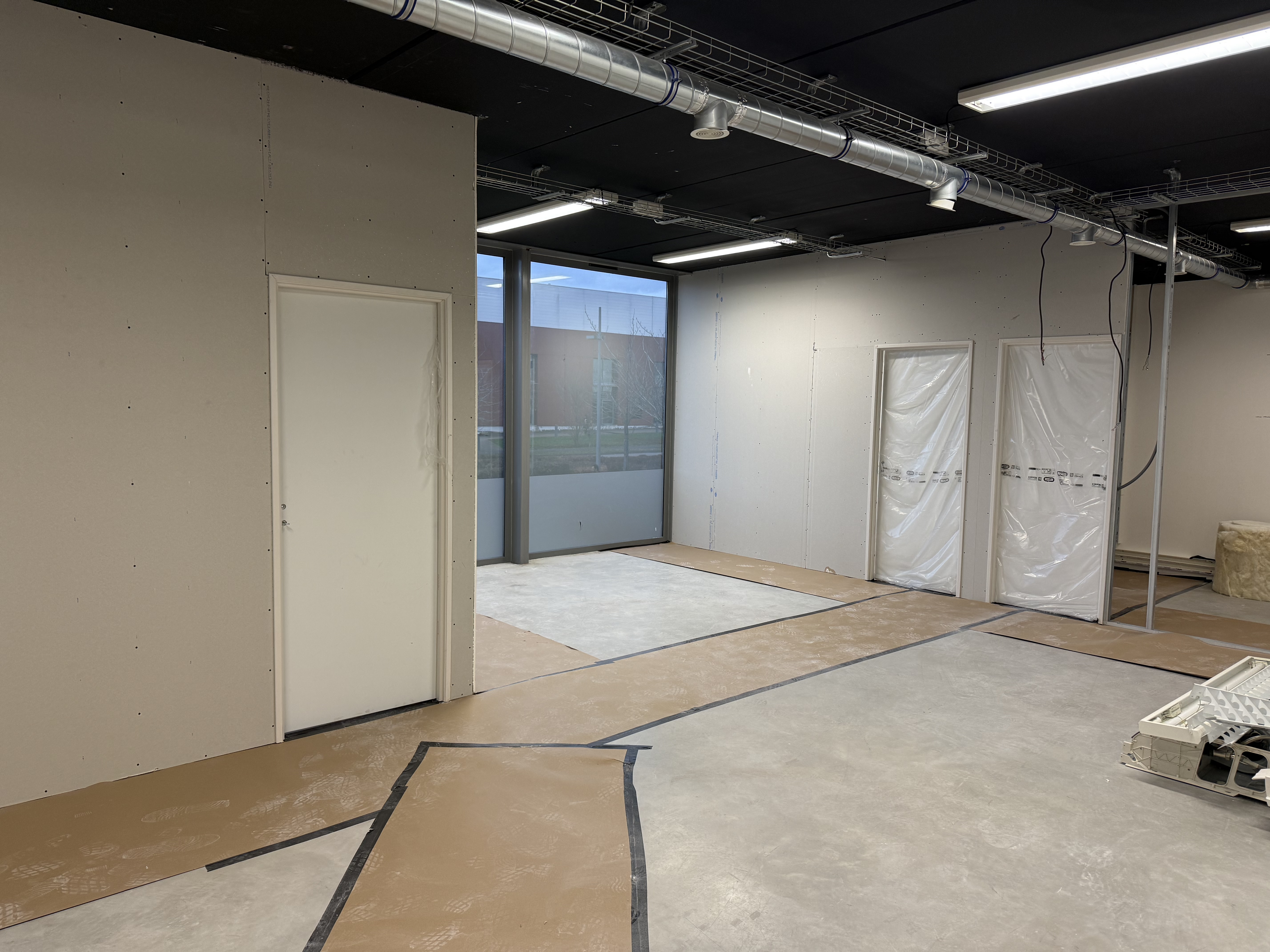 Plâtrerie et cloisons : comment optimiser ses espaces à Metz, Thionville et Luxembourg